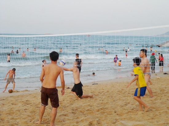 Bóng chuyền bãi biển Thiên Cầm